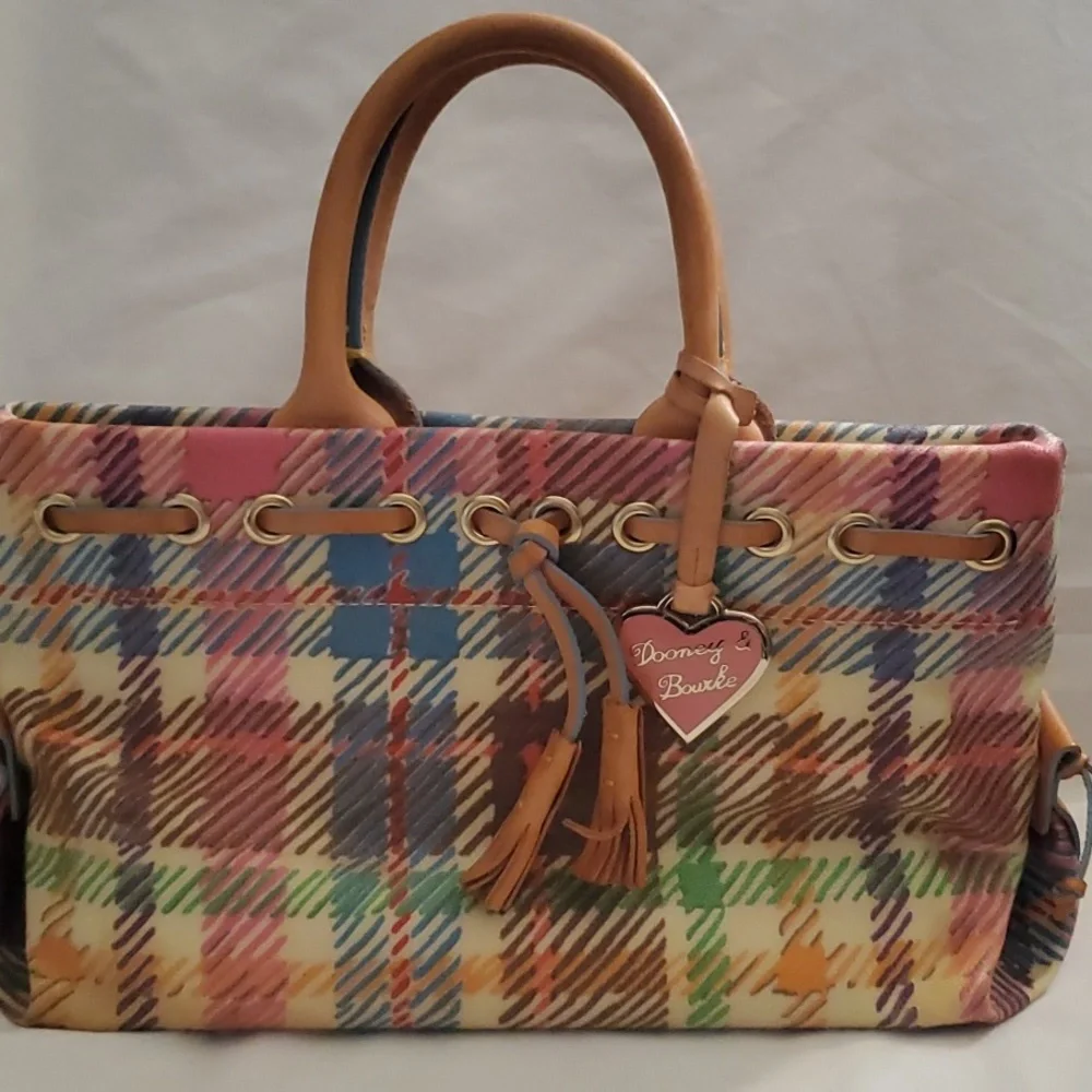 DOONEY & BOURKE BAG - Picture 1 of 11